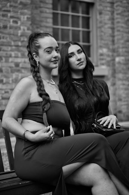 6 : img_4 - Close up of high-quality clothing fabric and design